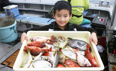 【船釣り釣果速報】ウタセ五目釣りでイシダイ交じりに多彩魚種が好反応（愛…