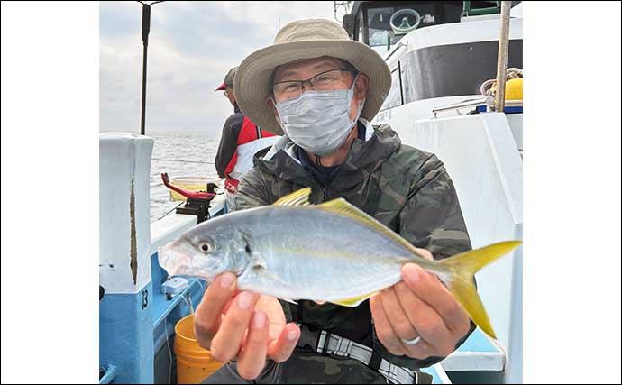 相模湾の「LT五目船」で45cm級筆頭に釣る人シマアジ5尾キャッチ【神奈川】