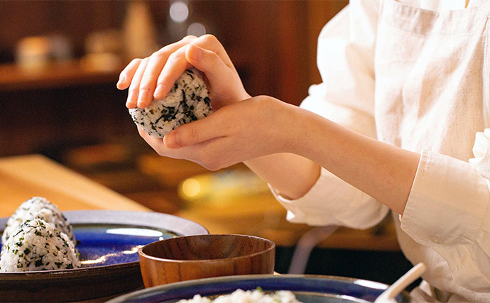 「ふりかけ」はカワハギ釣りと相性抜群？【釣り飯・釣魚グルメが簡単ひと手間で絶品料理に】