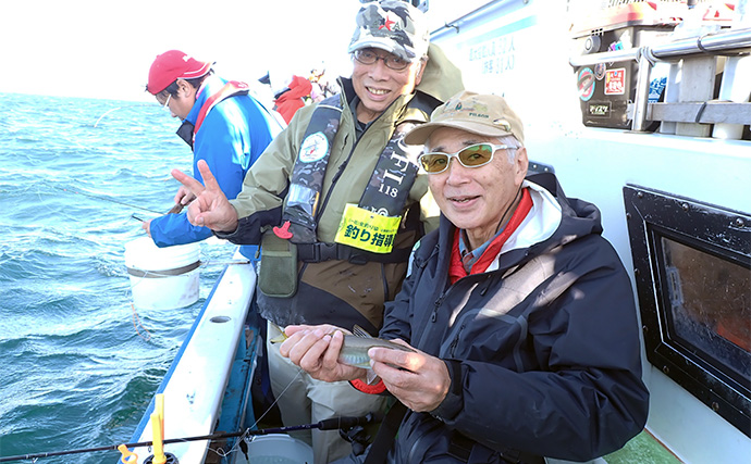 「第2回入門者のためのライトアジスクールin太田屋」開催リポート　船中でアジやサバ続々