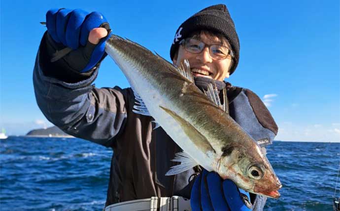 【沖のルアー釣果速報】ナイトシーバス便で極太の本命を複数キャッチ成功！（愛知）