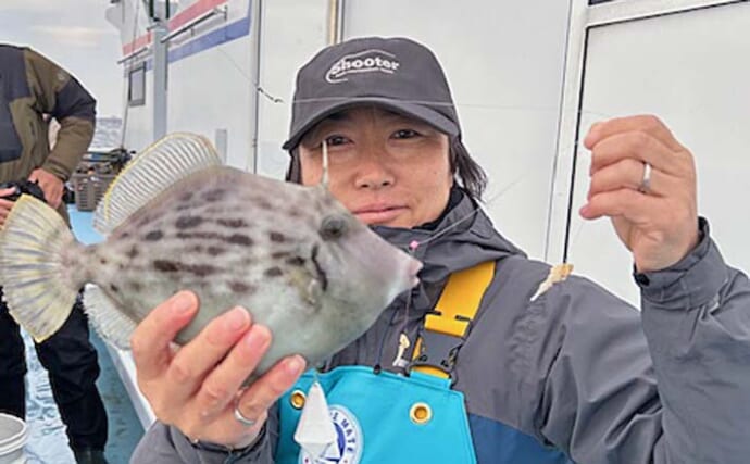 相模湾の船釣りで良型カワハギ続々【神奈川・佐島】28cmを筆頭にダブルヒット連発