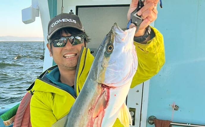 青物＆タチウオ狙いのジギング釣行【愛知・海正丸】タチウオ数釣りにブリ捕獲にも成功