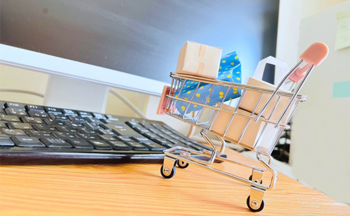 Amazonブラックフライデー vs 楽天スーパーセール】どっちがお得？ 各
