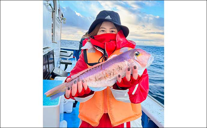 高級魚アマダイ釣りでシロアマダイ混じりに40cm超え本命が顔出し【神奈川・ちがさき丸】