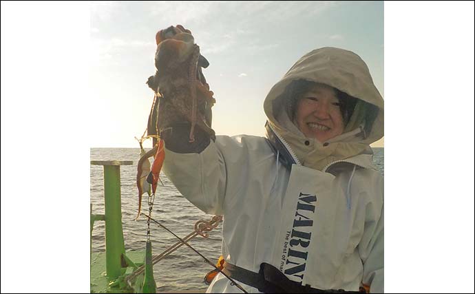 船エギタコ釣りで3kgの『渡りダコ』浮上！【茨城・那珂湊】ブタバラ肉巻きエギにヒット