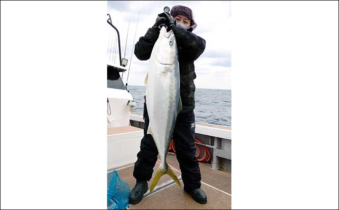 【福岡の船釣り釣果速報】玄界灘の落とし込み釣りで座布団サイズのヒラメにサワラ！