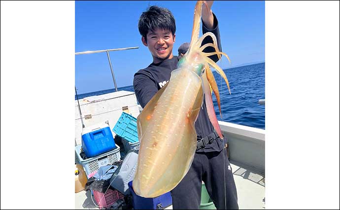 【真冬に南国遠征釣行のススメ】沖縄県伊是名島なら巨大アオリイカにカンパチも狙える！