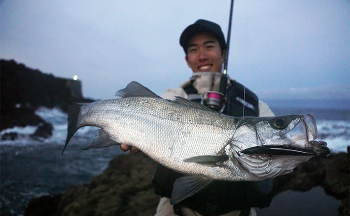 ミノー＆ポッパーで沖磯のヒラスズキと青物を攻略！【長崎・平戸】高い遠投性能が決め手に