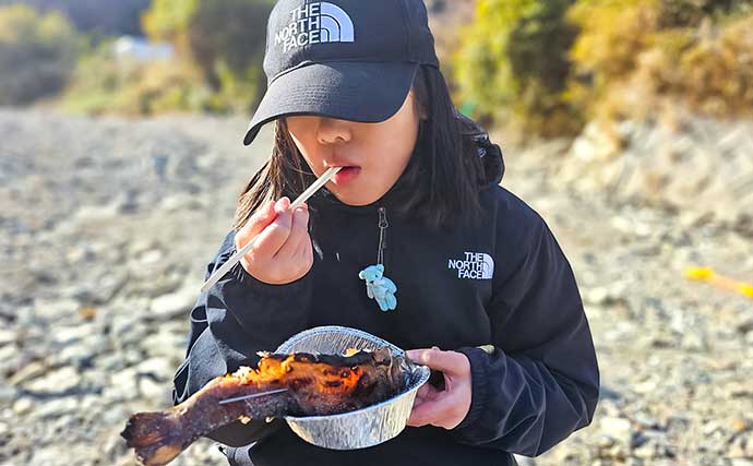 家族で冬のニジマス管理釣り場を満喫【奈良・北田原マス釣り場】魚の塩焼き＆たき火体験も大満足