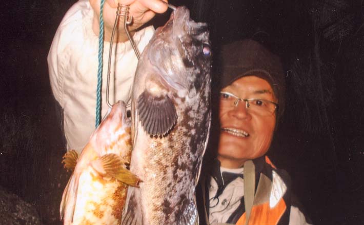 夜のウキ釣りで62cmマダカ（スズキ）に30cmクロソイをキャッチ【三重