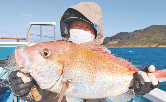 鳥羽沖イワシ泳がせ釣りで大物連発！【勝丸】ヒラメ・マダイ・寒ブリ・スズキと絶好調