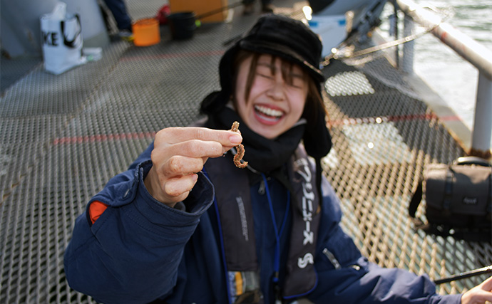 「アイドルの狩猟本能が覚醒！」NMB48平山真衣が成人後初の釣りでアジ爆釣　思わず悲鳴をあげたワケとは？