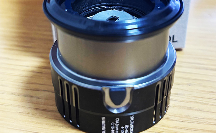 スピニングリールのスプールを純正品に交換してみた 高価格でも納得の