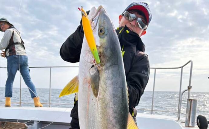 【沖釣り釣果速報】平戸沖のキャスティングでヒラマサ10kg超えがヒット！（長崎・佐賀）
