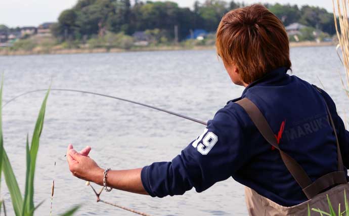 吉田康雄のザ・チャレンジへらぶな【超浅場で晩春ベラを狙う：第4回】