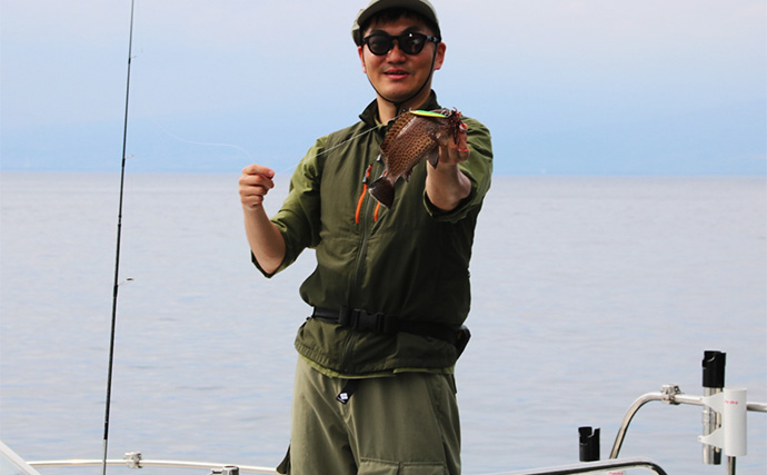 「操船初心者も安心！」最新の運転支援システム搭載のレンタルボートでワラサ手中【静岡・沼津】