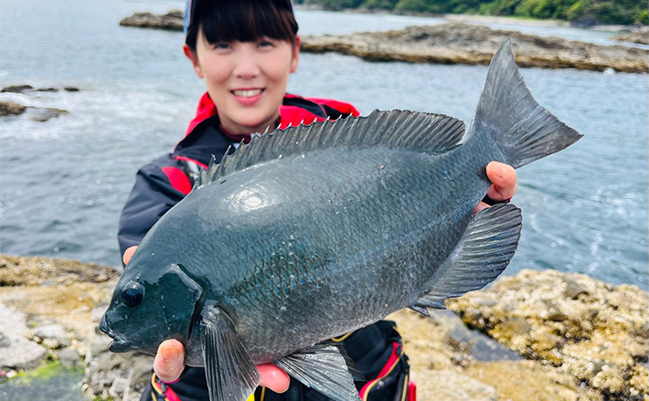 想定外のゲスト・シマアジ登場でテンションMAX！」宮崎での沖磯フカセ