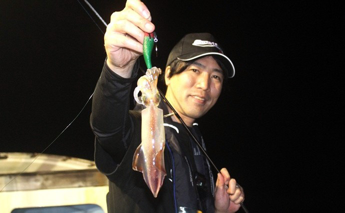 「ブレードがイカに効く！」アクアウェーブ『カドル』でケンサキイカを攻略しよう