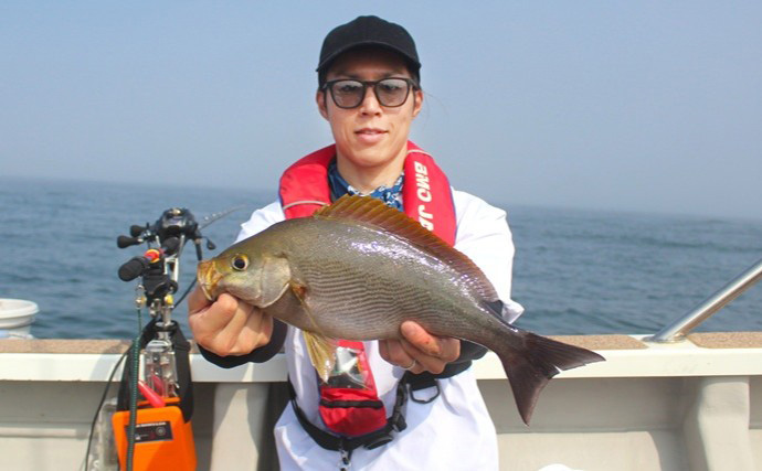 「40cm超え頭に良型イサキ爆釣！」電動リール＆探見丸2台同時接続可能なバッテリーが大活躍【三重】