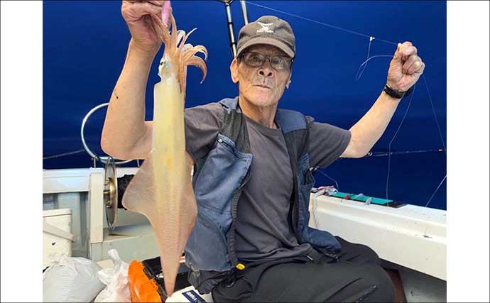 【沖釣り釣果速報】夜焚きイカ最盛期突入！　胴突きでヤリイカ100尾超え多数（福岡）