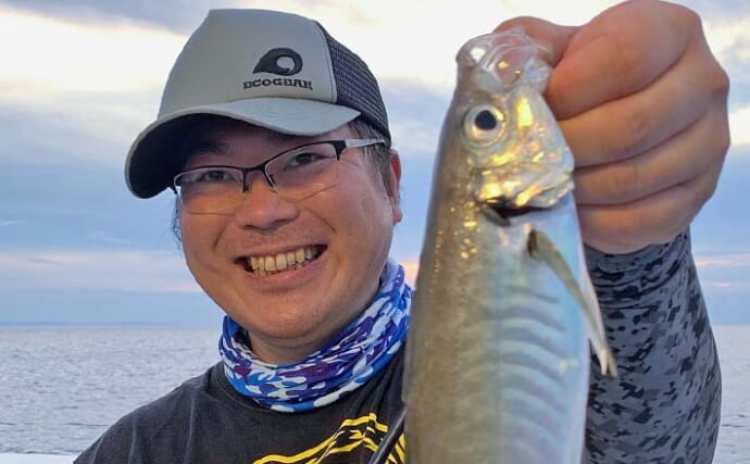 越前沖でアジ・レンコ・サバと五目釣り満喫！【福井】夜はマイカ＆スルメイカが連発