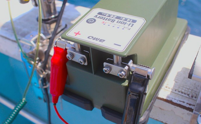 高性能リチウムイオンバッテリーがスルメイカ釣りを制す！鳥羽沖でスルメ船上干しがズラリ【三重】