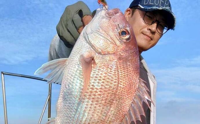 関門海峡マダイテンヤ釣りで50cm級良型手中【RYUSEI】好ゲストのマゴチが連発