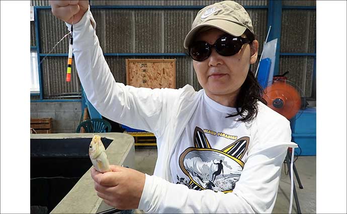 『屋内釣堀フィッシュファクトリー』でニシキゴイとキンギョ釣りを堪能【静岡】