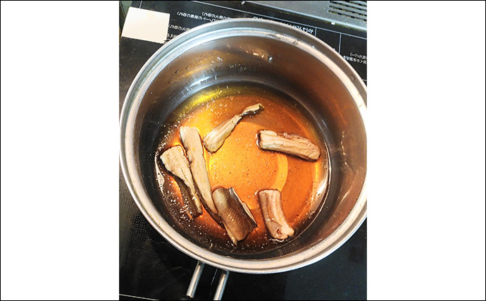夏が旬の釣魚で作る「マアナゴの黒糖煮」レシピ　サッと煮るのがコツ