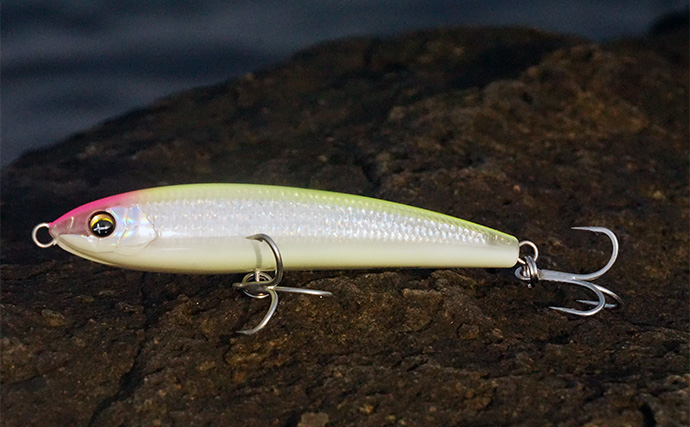 「爆飛びルアーで攻略！」トップで大型魚を狙う【ロックショアゲーム最前線】