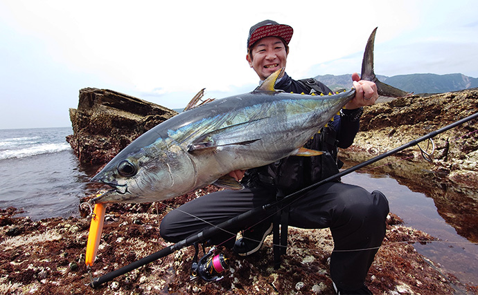 「爆飛びルアーで攻略！」トップで大型魚を狙う【ロックショアゲーム最前線】