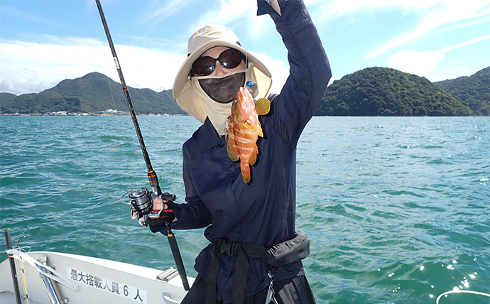 沼津エリアのボート釣りでアカハタにオオモンハタ【静岡】ひとつテンヤでキャッチ