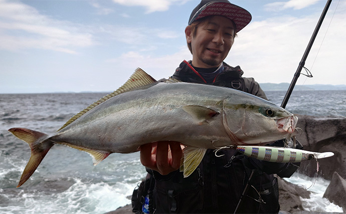 「爆飛びルアーで攻略！」トップで大型魚を狙う【ロックショアゲーム最前線】