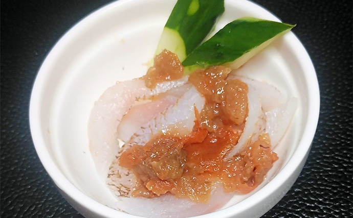 釣魚で作る「酒の肴」レシピ：落ちギスの梅肉和え　梅肉とワサビが絶妙