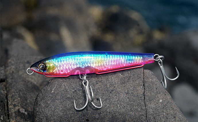 「爆飛びルアーで攻略！」トップで大型魚を狙う【ロックショアゲーム最前線】