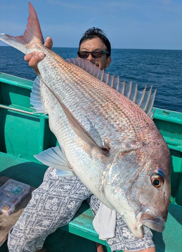 ＜金沢八景・忠彦丸＞シロギス釣り大会で良型ダブルヒット！優勝は26.6cm【全国の釣果速報6選】