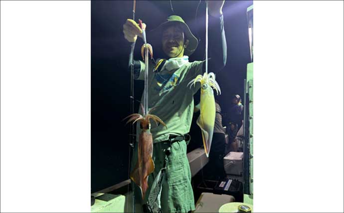 【沖釣り釣果速報】玄界灘の夜焚きイカ釣りで釣る人三桁続出！良型・パラソル級も登場（福岡）