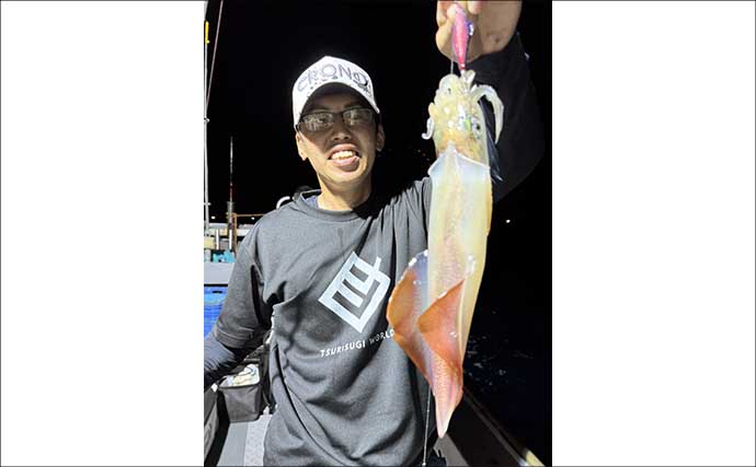 【沖釣り釣果速報】玄界灘の夜焚きイカ釣りで釣る人三桁続出！良型・パラソル級も登場（福岡）