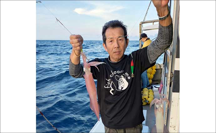 【沖釣り釣果速報】玄界灘の夜焚きイカ釣りで釣る人三桁続出！良型・パラソル級も登場（福岡）
