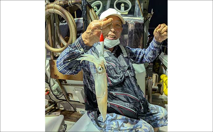 【沖釣り釣果速報】玄界灘の夜焚きイカ釣りで釣る人三桁続出！良型・パラソル級も登場（福岡）