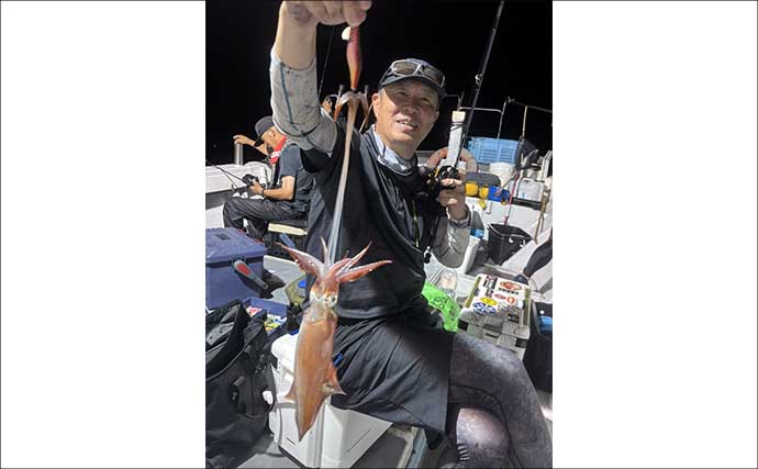 『アジ曽根』での夜焚きイカ釣りでトップ150杯！【熊本・黄龍丸】初挑戦のオモリグでも連発