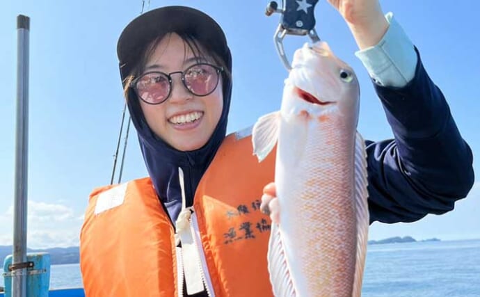 和歌山湾のシロアマダイ釣りで42cm頭に本命連打！【釣船のんちゃん】イソメに好反応