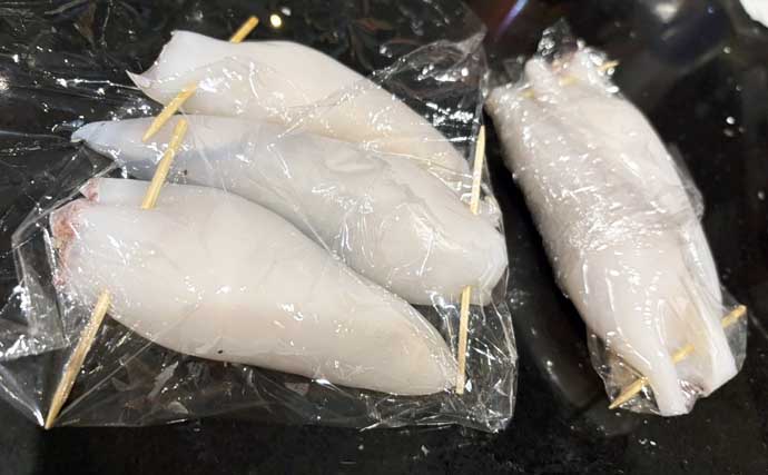 釣ったアカイカ（ケンサキ）で作る「バジル風味イカメシ」レシピ　和とイタリアンの融合？