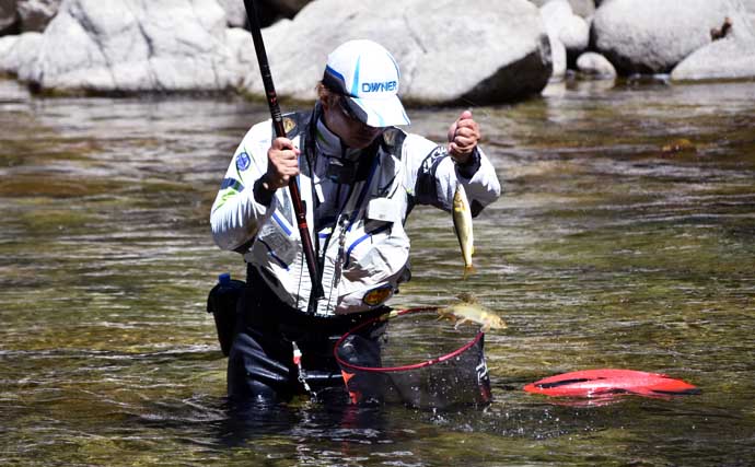 「尺サイズも夢じゃない！」大アユ釣りテクニック完全解説【河川・タックル・取り込み】