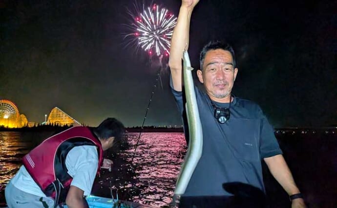 「花火と同時にヒット！」木曽川河口の半夜便で良型ウナギ＆クロダイを手中【愛知】