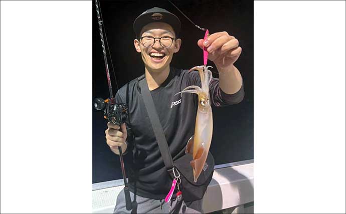 【沖釣り釣果速報】玄界灘の夜焚きイカ船でケンサキイカ釣る人200尾達成！（福岡）