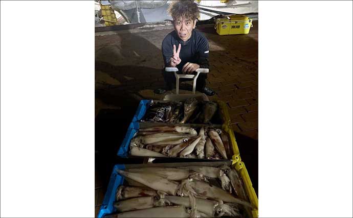 【沖釣り釣果速報】玄界灘の夜焚きイカ船で釣る人ケンサキイカ116尾！大剣サイズも登場（福岡）