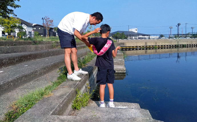 小学6年生が琵琶湖での陸っぱりバス釣りに挑戦！ソフトベイトで本命バス連打成功！