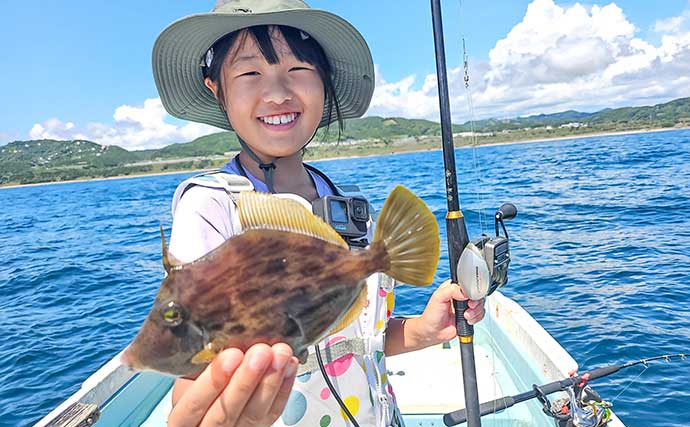 親子で挑んだ岩代沖カセ釣りで55cmマダイ手中【和歌山】イサキやメイチダイも好ヒット